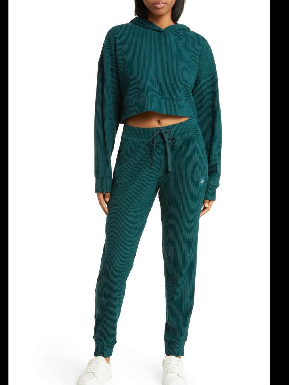 Alo Muse Hoodie And Sweatpants
Set Midnight Green